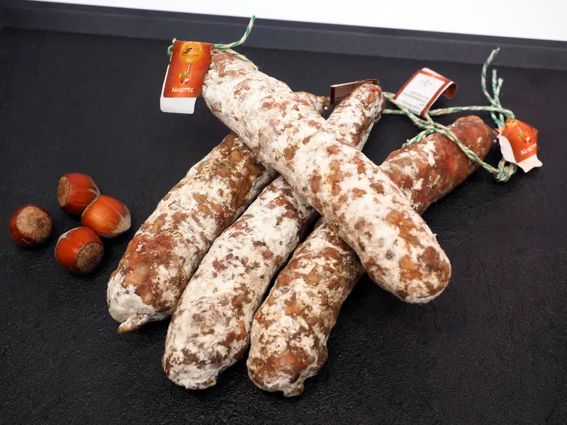 Saucisson aux Noisettes